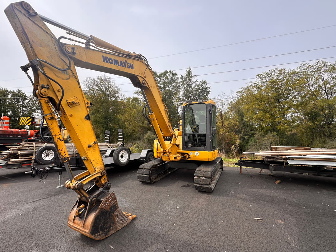 Image of Komatsu PC88MR-8 Primary image