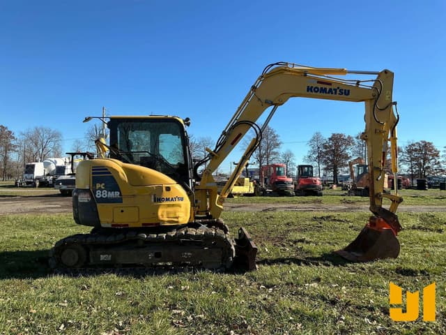 Image of Komatsu PC88MR-8 equipment image 3