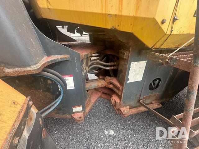 Image of Komatsu WA250PZ equipment image 4