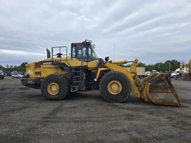 Image of Komatsu WA500-7 equipment image 3