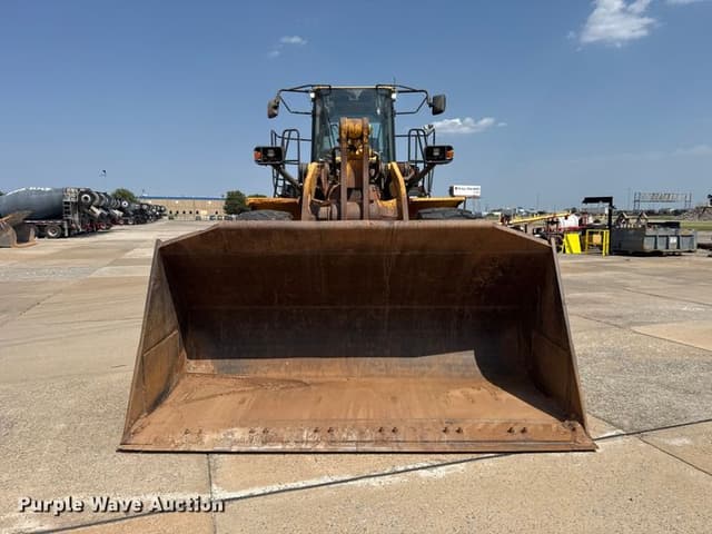 Image of Komatsu WA500-7 equipment image 1