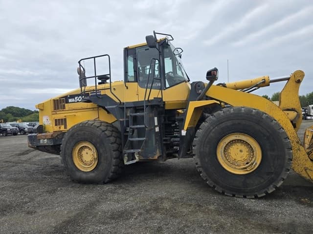 Image of Komatsu WA500-7 equipment image 4