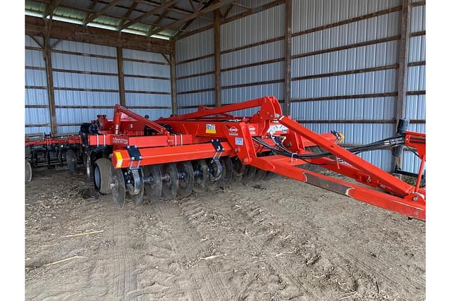 Image of Kuhn Krause Dominator 4850 equipment image 3