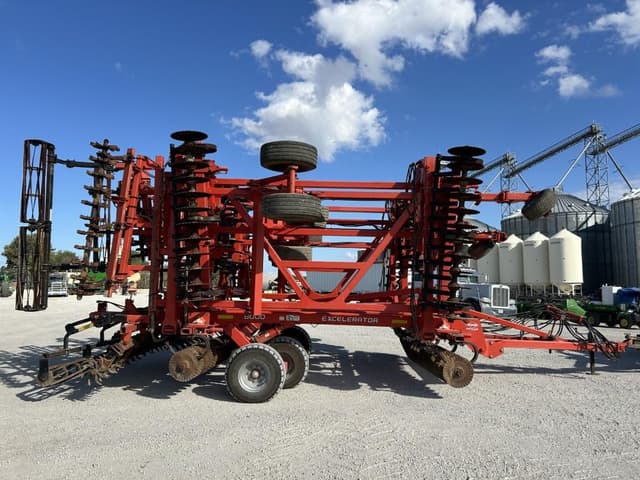 Image of Kuhn Krause 8000-40 equipment image 3