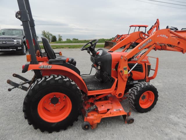 Image of Kubota B2320HSD equipment image 3