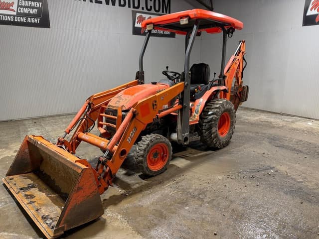 Image of Kubota B26 equipment image 1