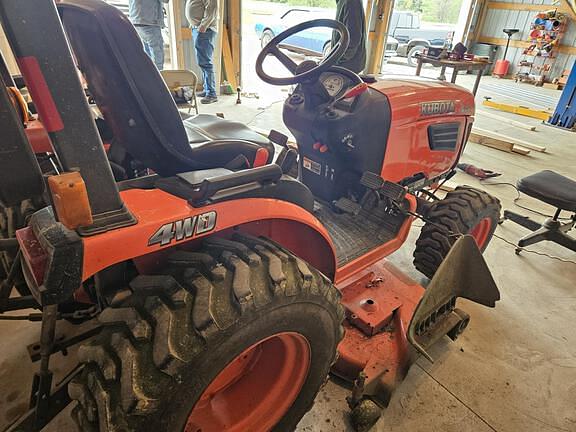 Image of Kubota B2620 equipment image 3