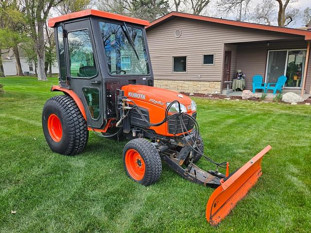 Image of Kubota B2630 equipment image 1