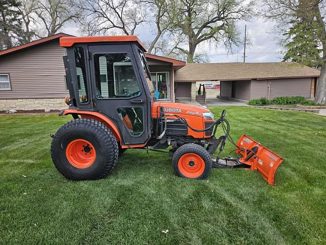 Image of Kubota B2630 equipment image 2