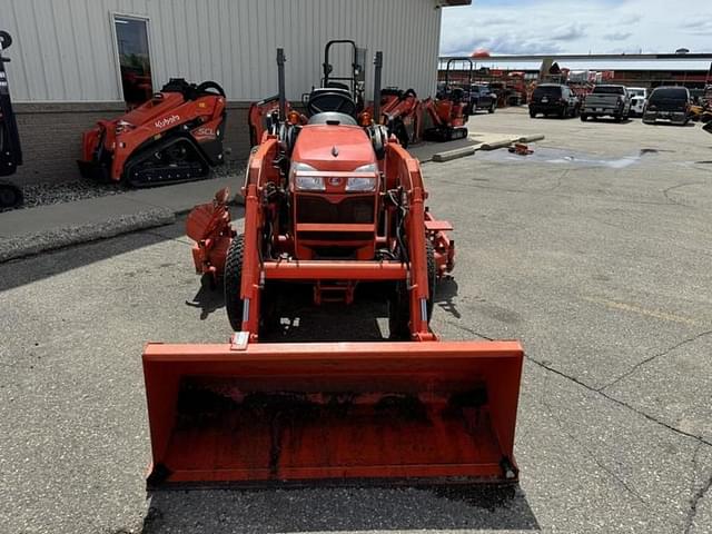 Image of Kubota B3200 equipment image 3