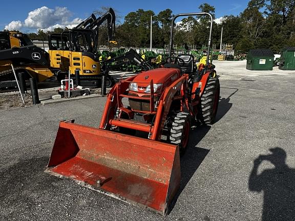 Image of Kubota B3300SU equipment image 1