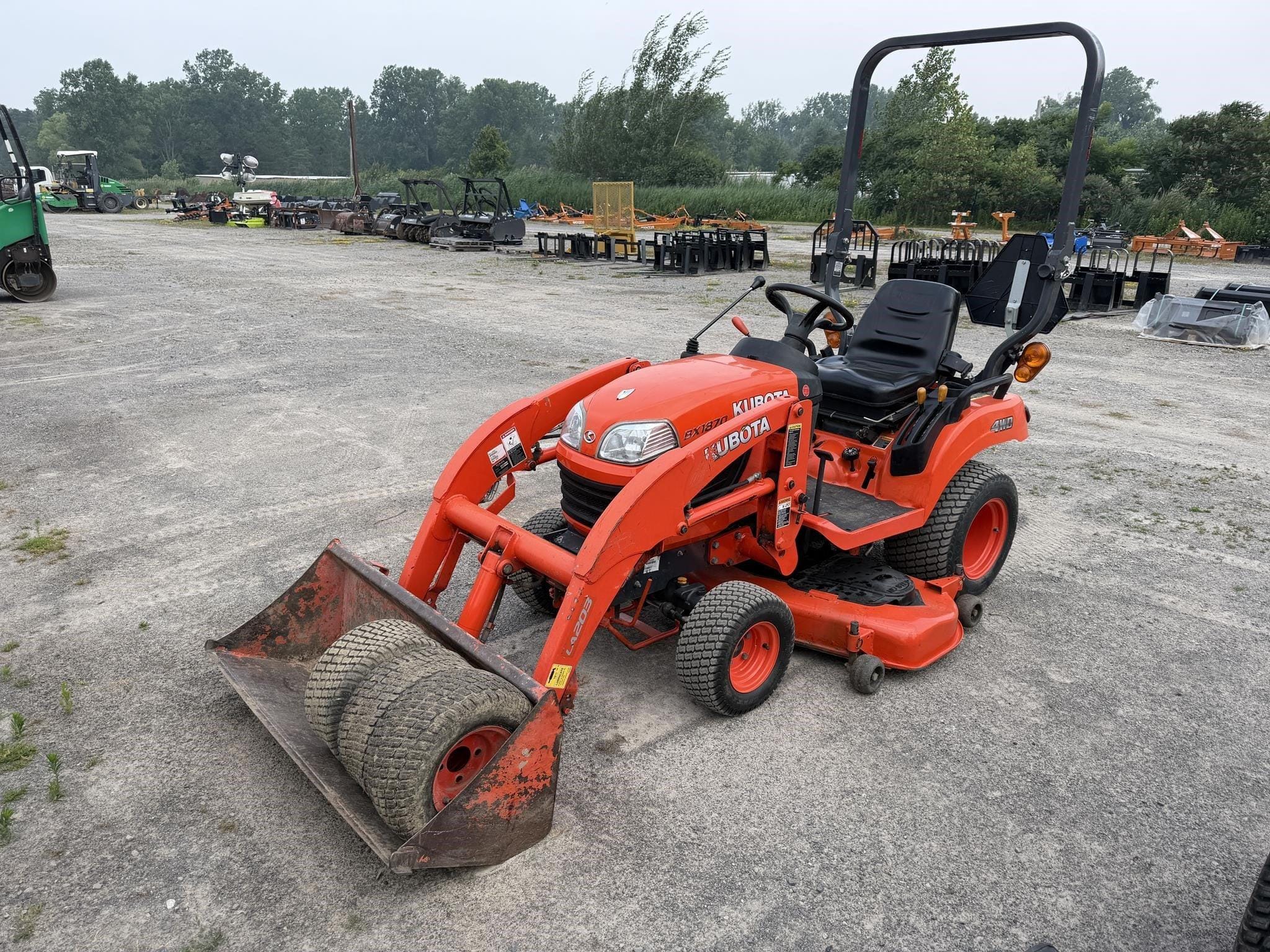 2013 Kubota BX1870 Equipment Image0