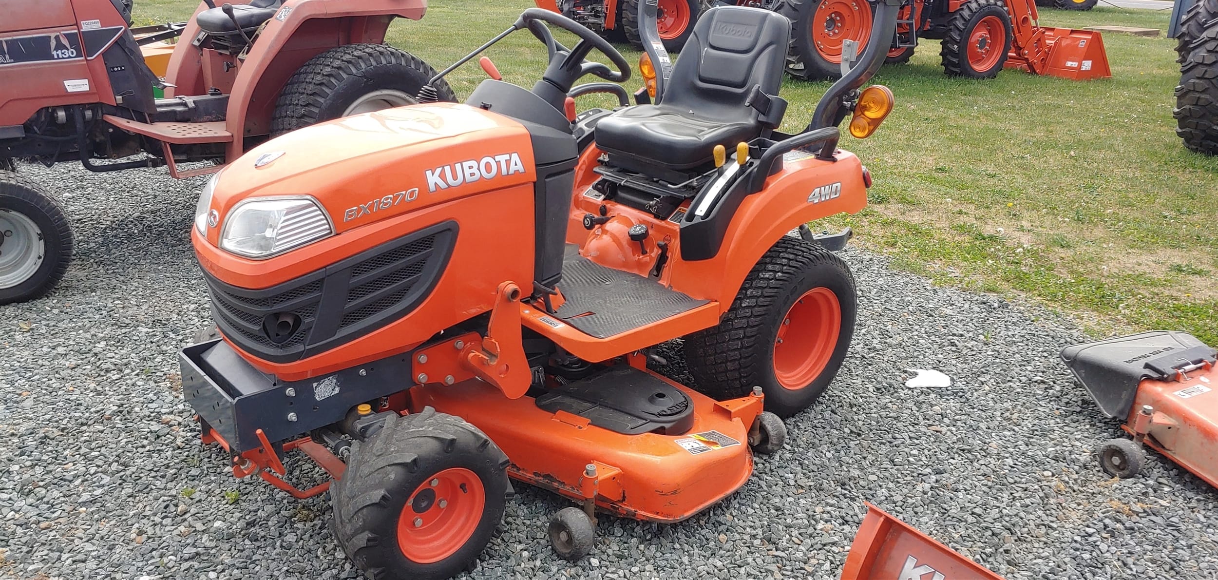 2013 Kubota BX1870 Equipment Image0