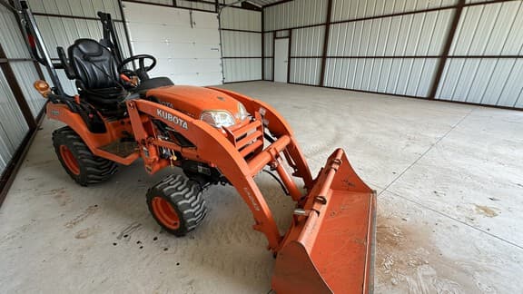 Image of Kubota BX2370 equipment image 2