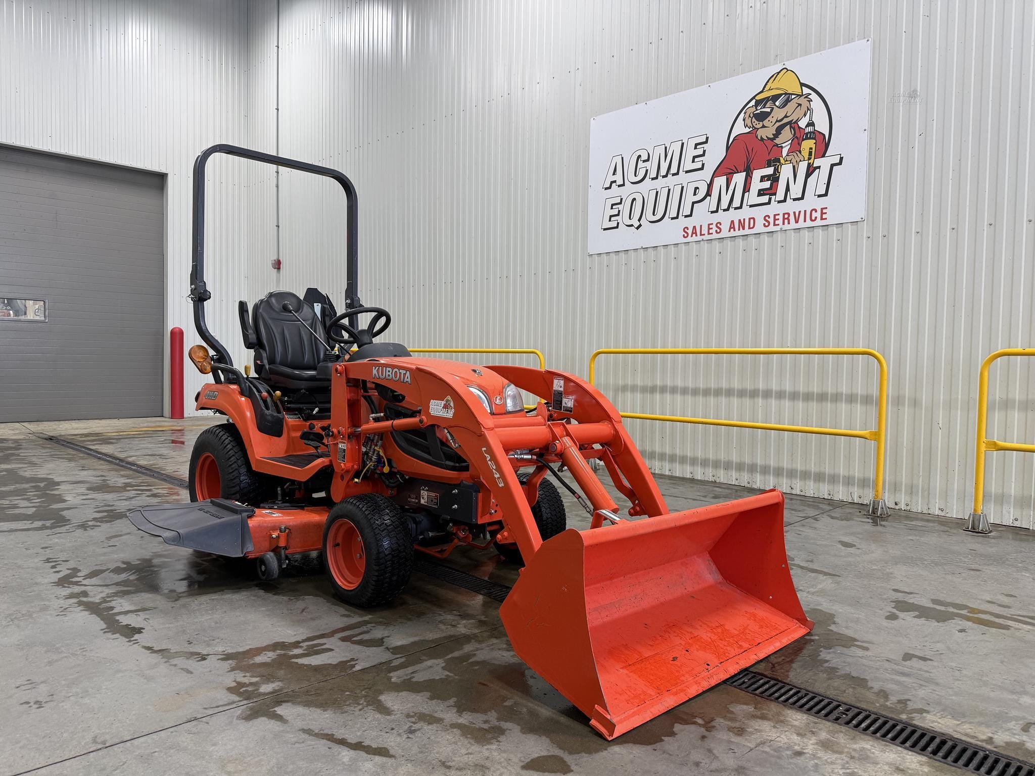 2013 Kubota BX2370 Equipment Image0