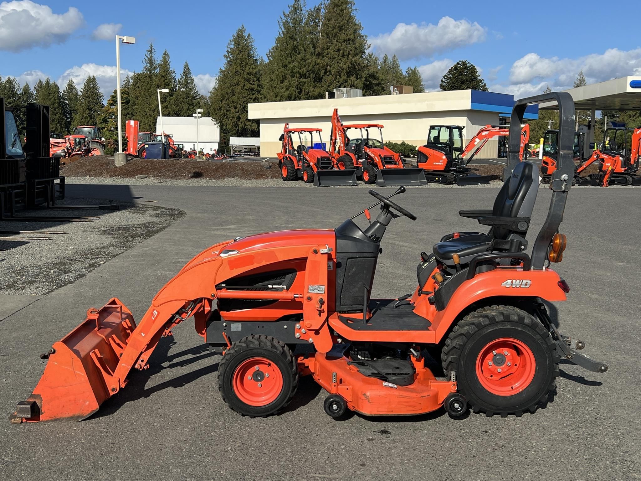 2013 Kubota BX2370 Equipment Image0