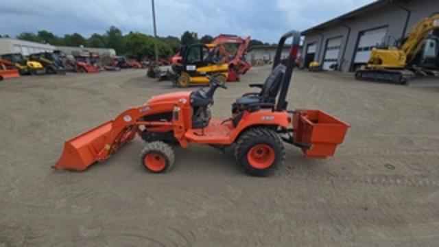 Image of Kubota BX2370 equipment image 4