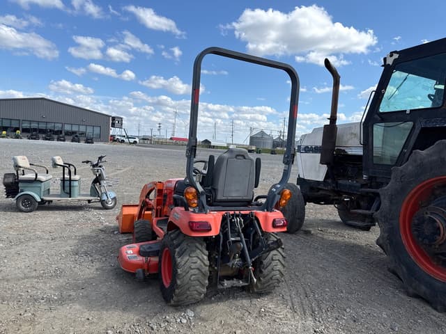Image of Kubota BX2670 equipment image 3