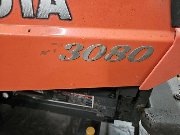 Image of Kubota F3080 equipment image 4