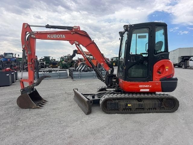 Image of Kubota KX040-4 equipment image 1