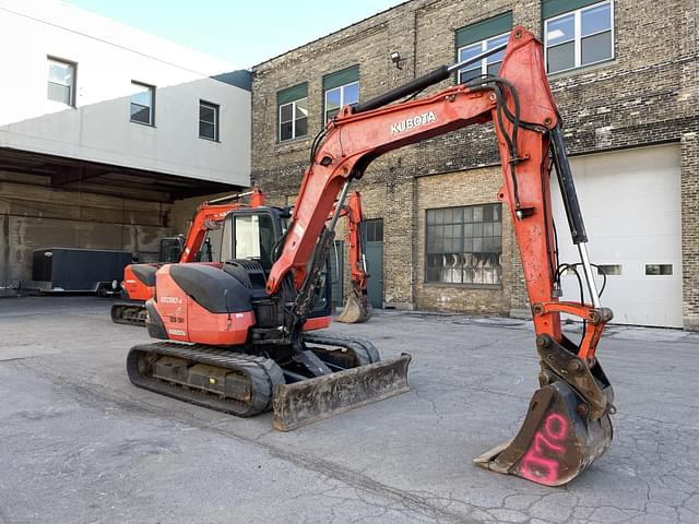 Image of Kubota KX080-4 equipment image 2