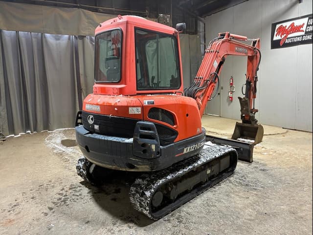 Image of Kubota KX121-3 equipment image 4