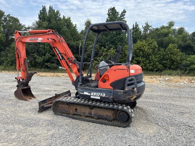 Image of Kubota KX121-3 equipment image 2