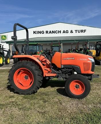 Main image Kubota L3200