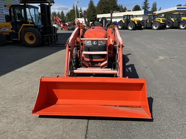 Image of Kubota L3200HST equipment image 2