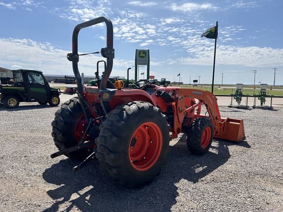 Image of Kubota L4600 equipment image 4