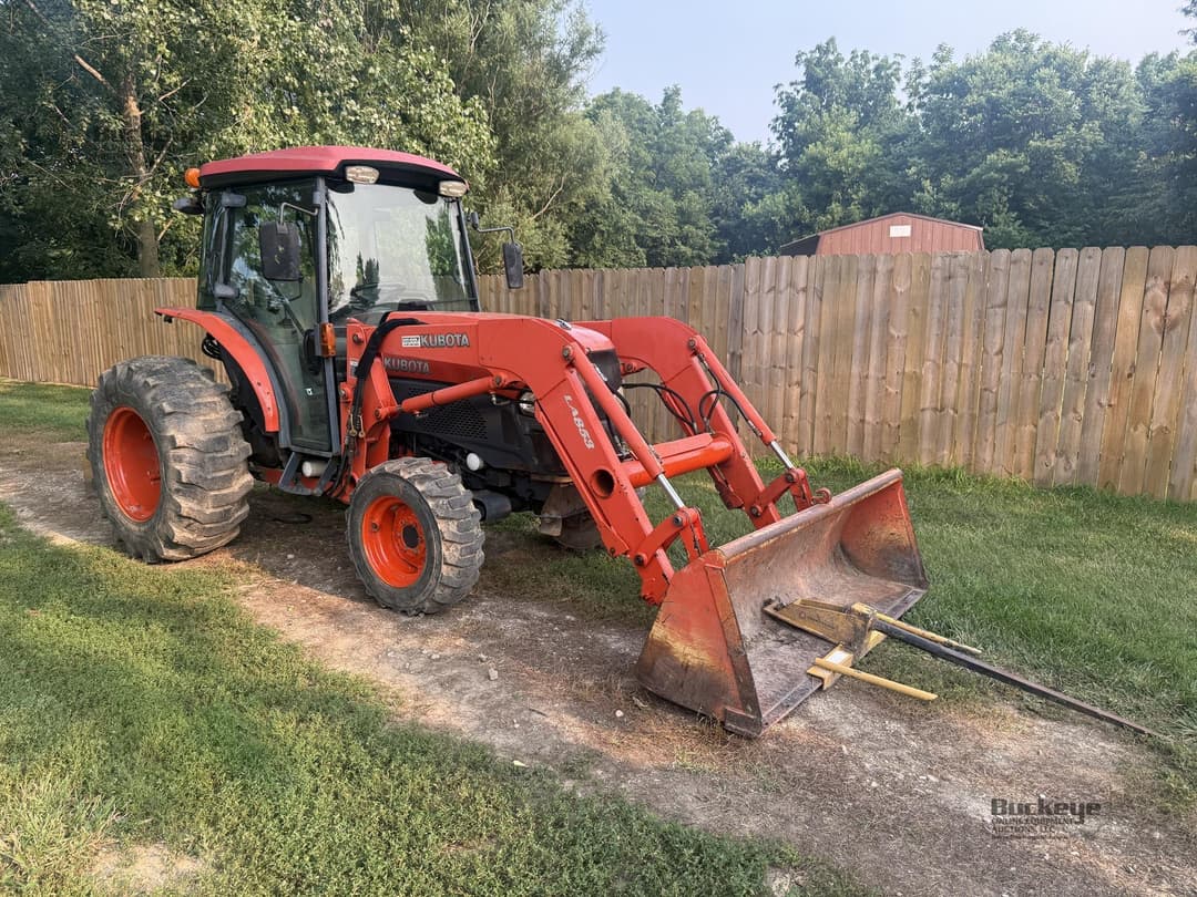 Image of Kubota L4740 Primary image