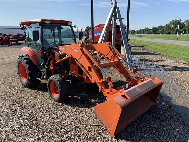 Image of Kubota L4760 equipment image 1