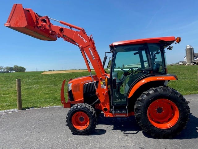 Main image Kubota L4760