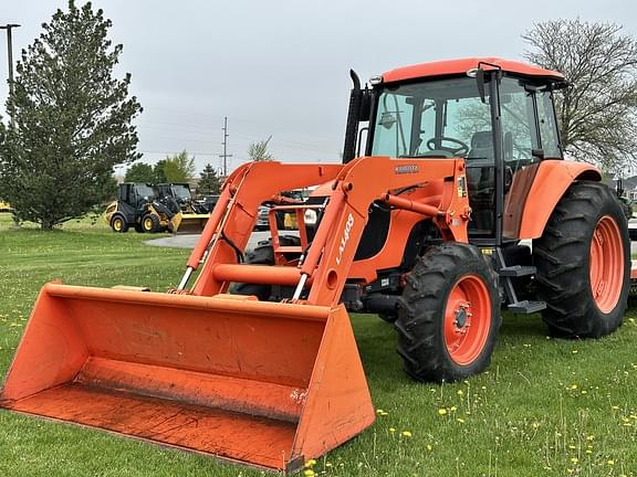 Image of Kubota M108S equipment image 2