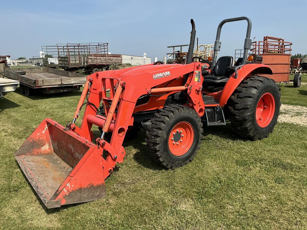 Image of Kubota M6060 Primary image