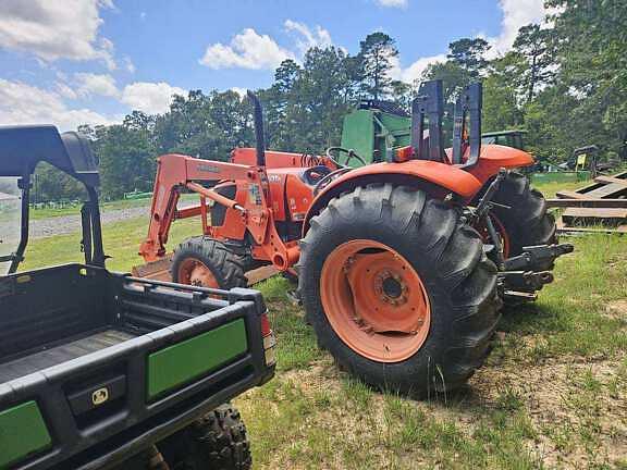 Image of Kubota M7040 equipment image 1