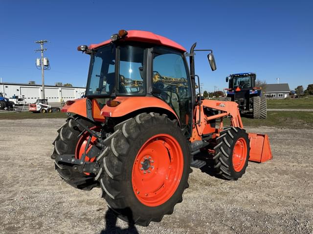 Image of Kubota M7040 equipment image 2