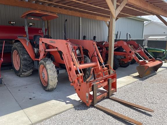 Image of Kubota M7040 equipment image 1