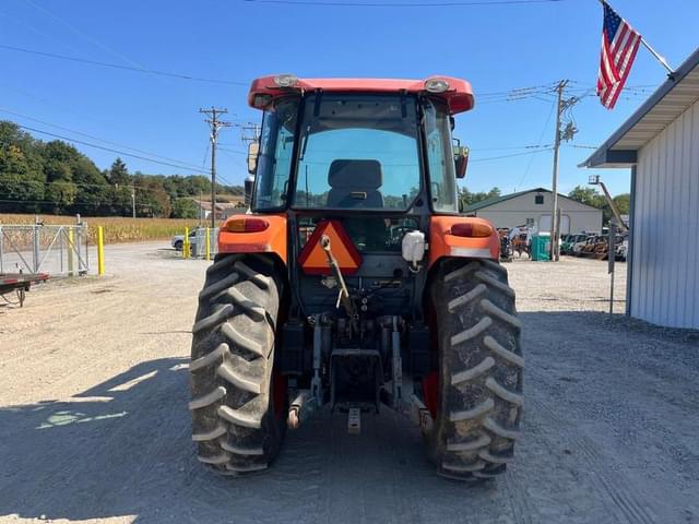 Image of Kubota M7040 equipment image 4