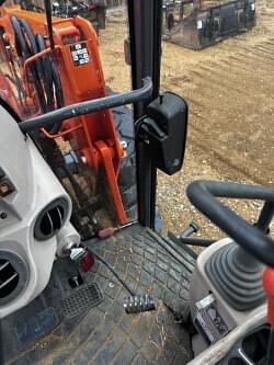 Image of Kubota M9960 equipment image 3