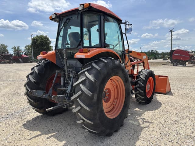 Image of Kubota M9960D equipment image 4
