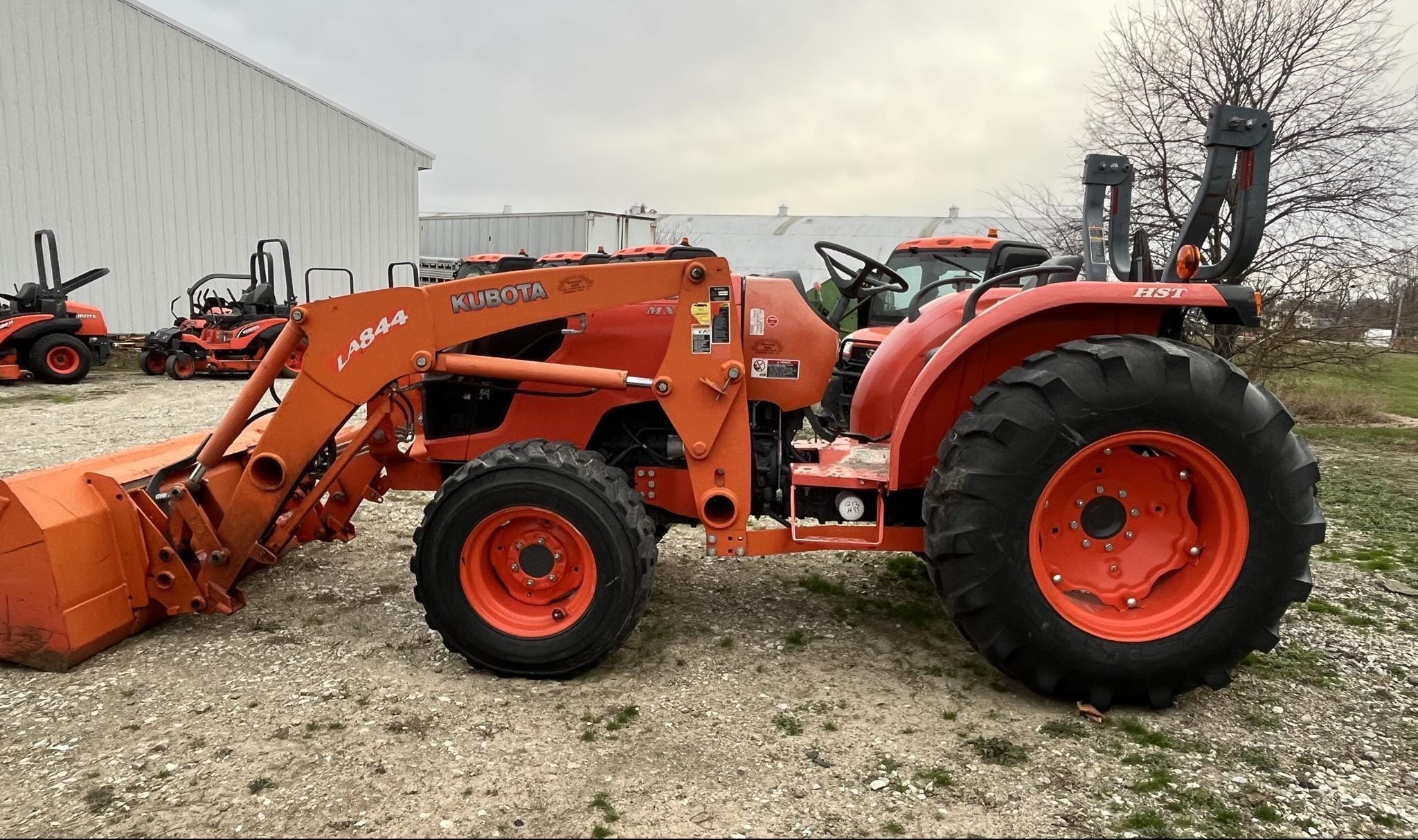 2013 Kubota MX4700 Equipment Image0