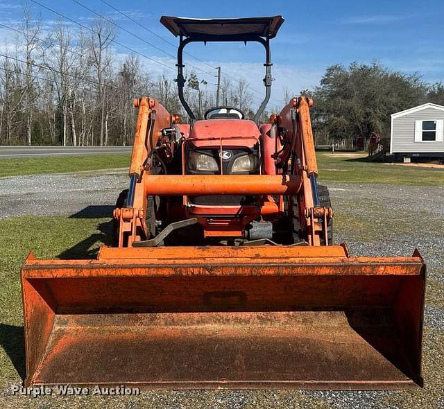 Image of Kubota MX5100 equipment image 1