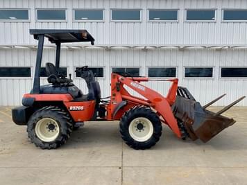 Main image Kubota R520S