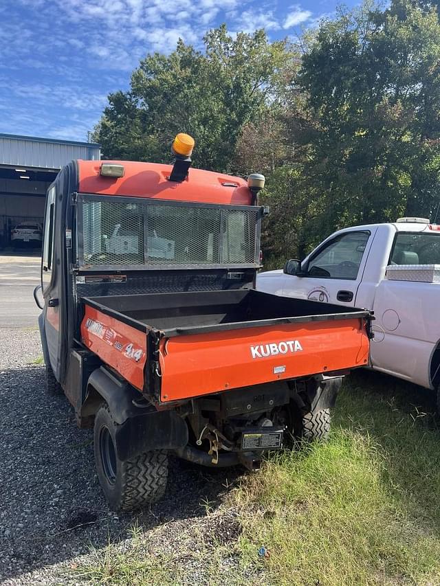 Image of Kubota RTV-1100 equipment image 2