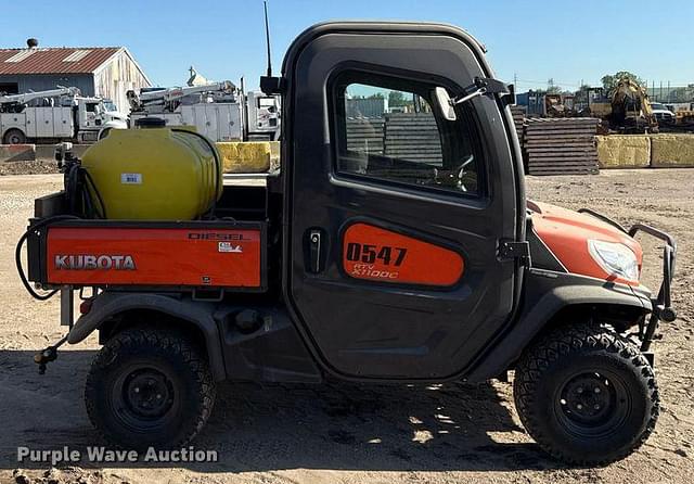 Image of Kubota RTV-X1100C equipment image 3