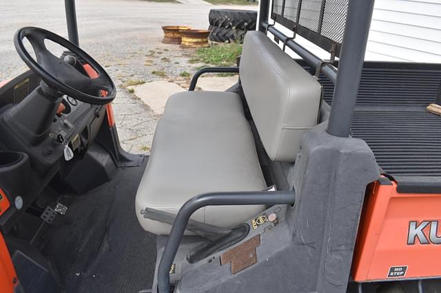 Image of Kubota RTV900 equipment image 3