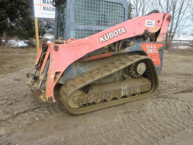 Image of Kubota SVL90-2 equipment image 3