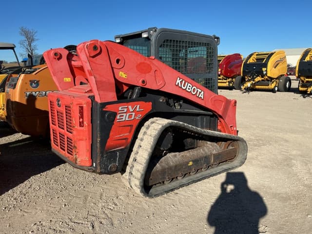 Image of Kubota SVL90-2 equipment image 2