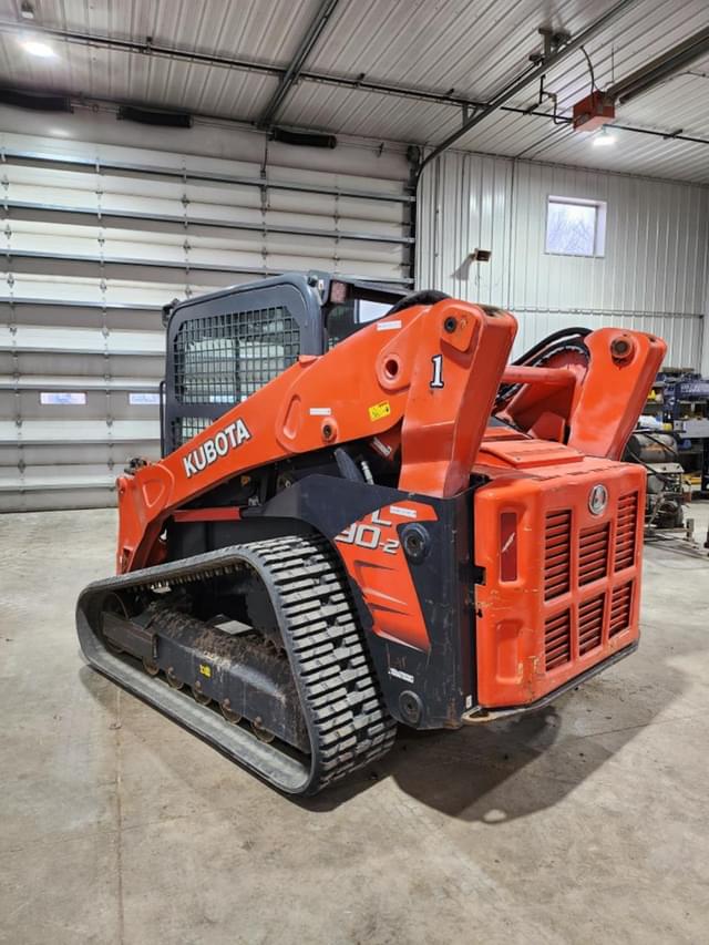 Image of Kubota SVL90 equipment image 3